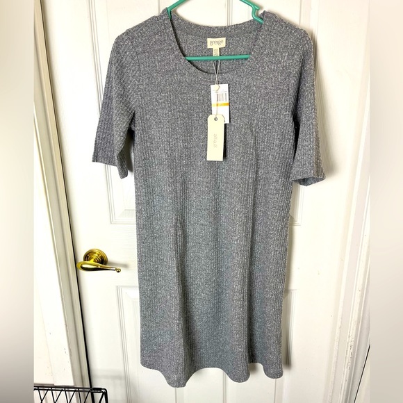 Greige Dresses & Skirts - Greige women’s waffle knit midi dress in heather gray, size S